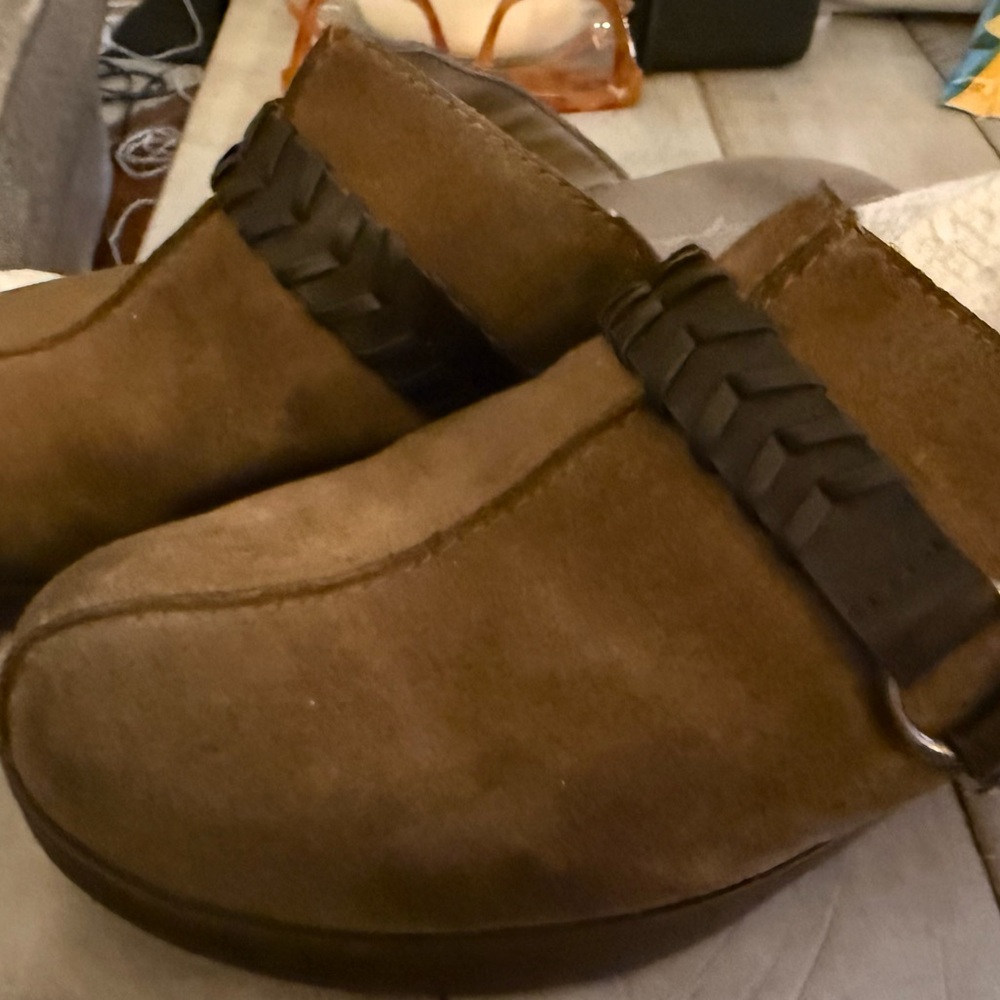 Easy Spirit 11W (Wide) Light Brown Suede Slip-On Shoes